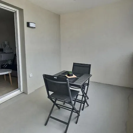 Studio Pour 2 Pesonnes + Bebe Lägenhet *