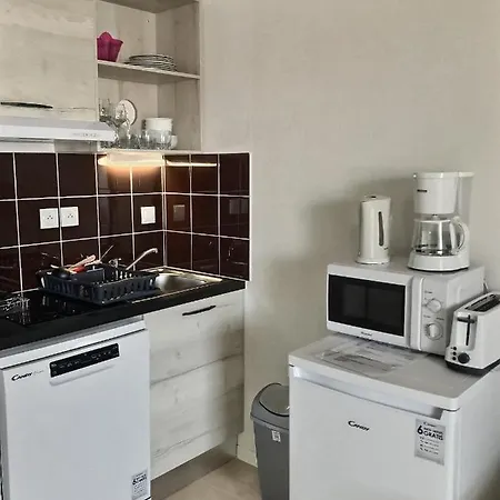 Studio Pour 2 Pesonnes + Bebe Lägenhet